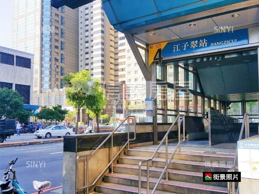 新濠一滙２房車位雙衛浴房屋室內格局與周邊環境