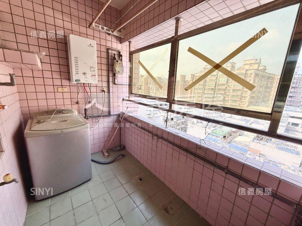 近捷運河岸景觀四房房屋室內格局與周邊環境