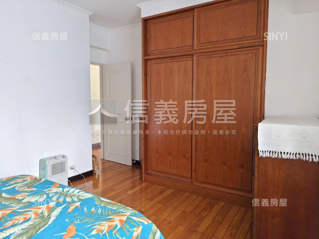 專任彩虹新象綠意滿窗房屋室內格局與周邊環境