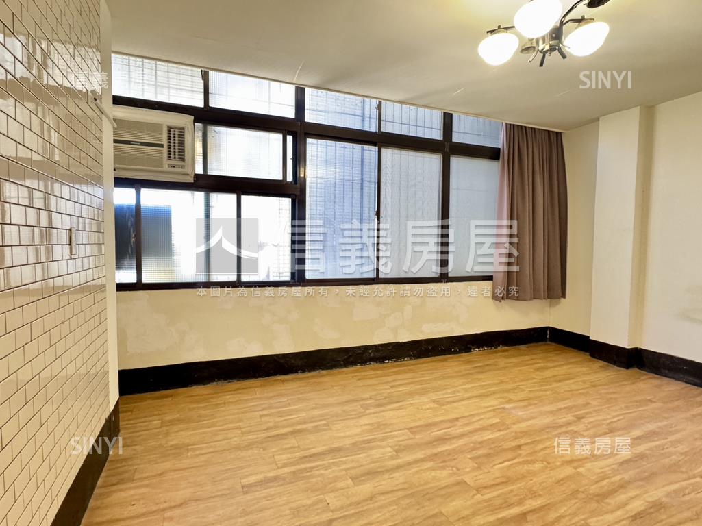 邊間公寓２房。無土地房屋室內格局與周邊環境