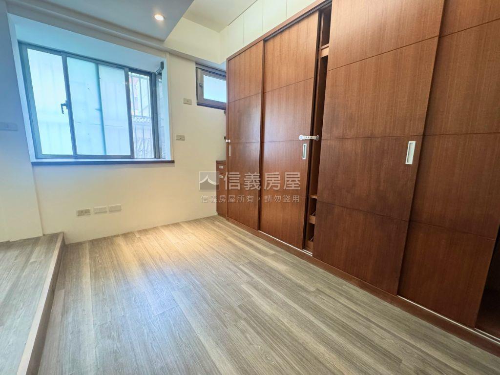 稀有近園區美屋附平車房屋室內格局與周邊環境