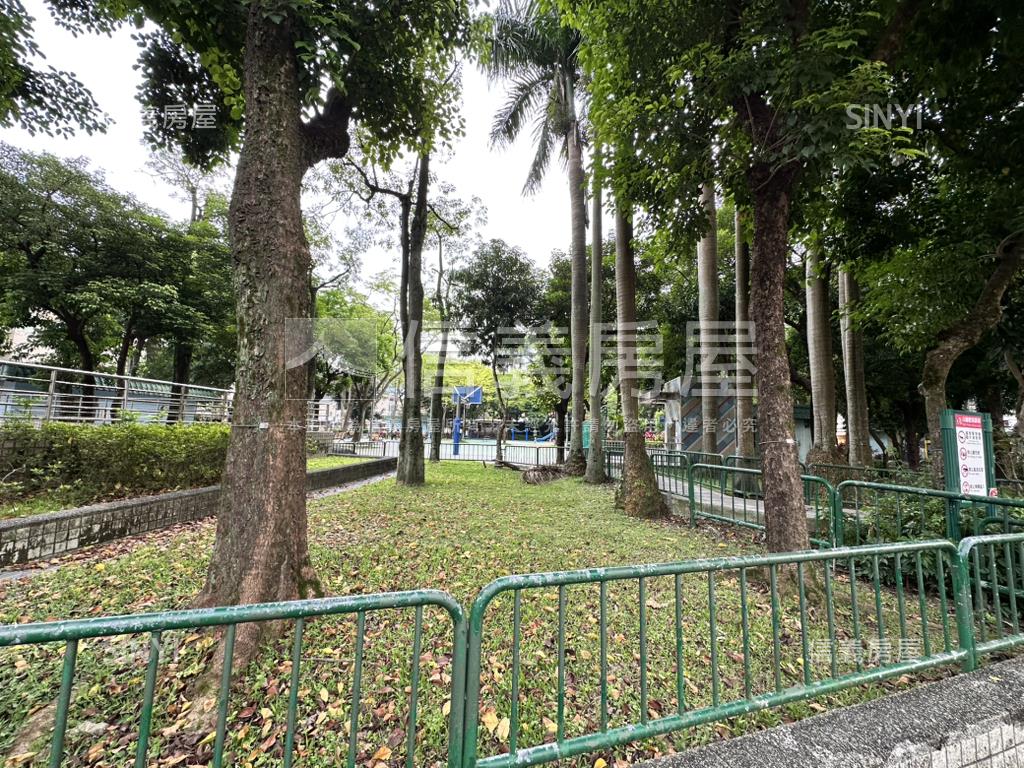 精品公園綠地邊間二樓三房房屋室內格局與周邊環境