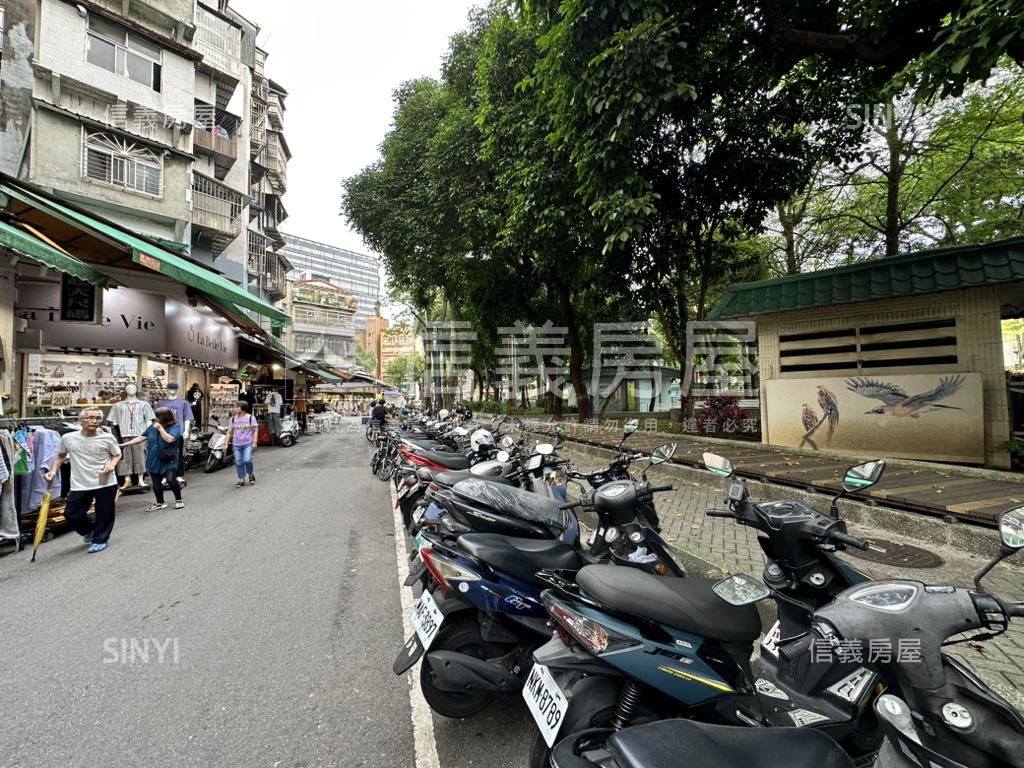精品公園綠地邊間二樓三房房屋室內格局與周邊環境