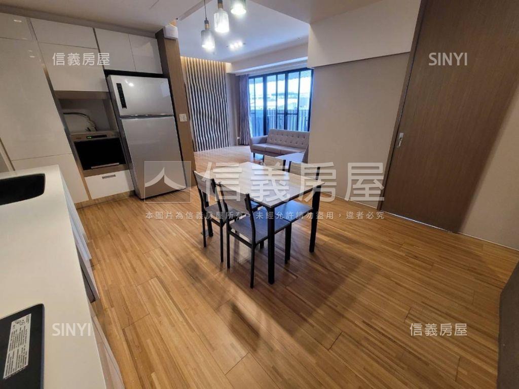 科博雙星３房雙平車房屋室內格局與周邊環境