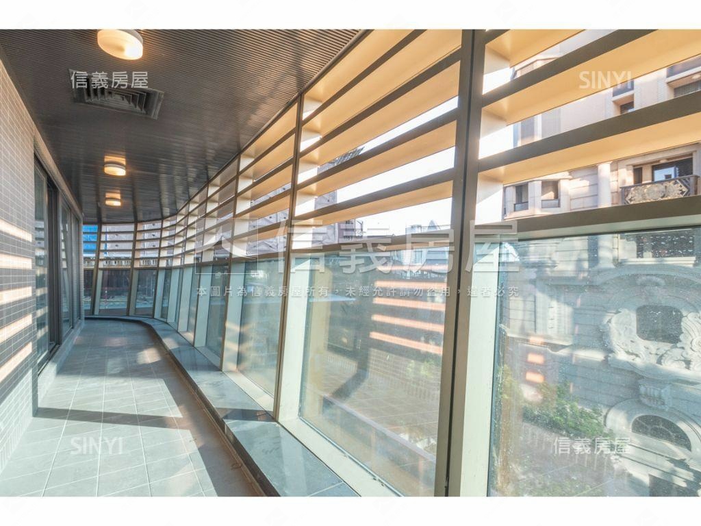 ＴＯＰ１商辦看樹梢房屋室內格局與周邊環境