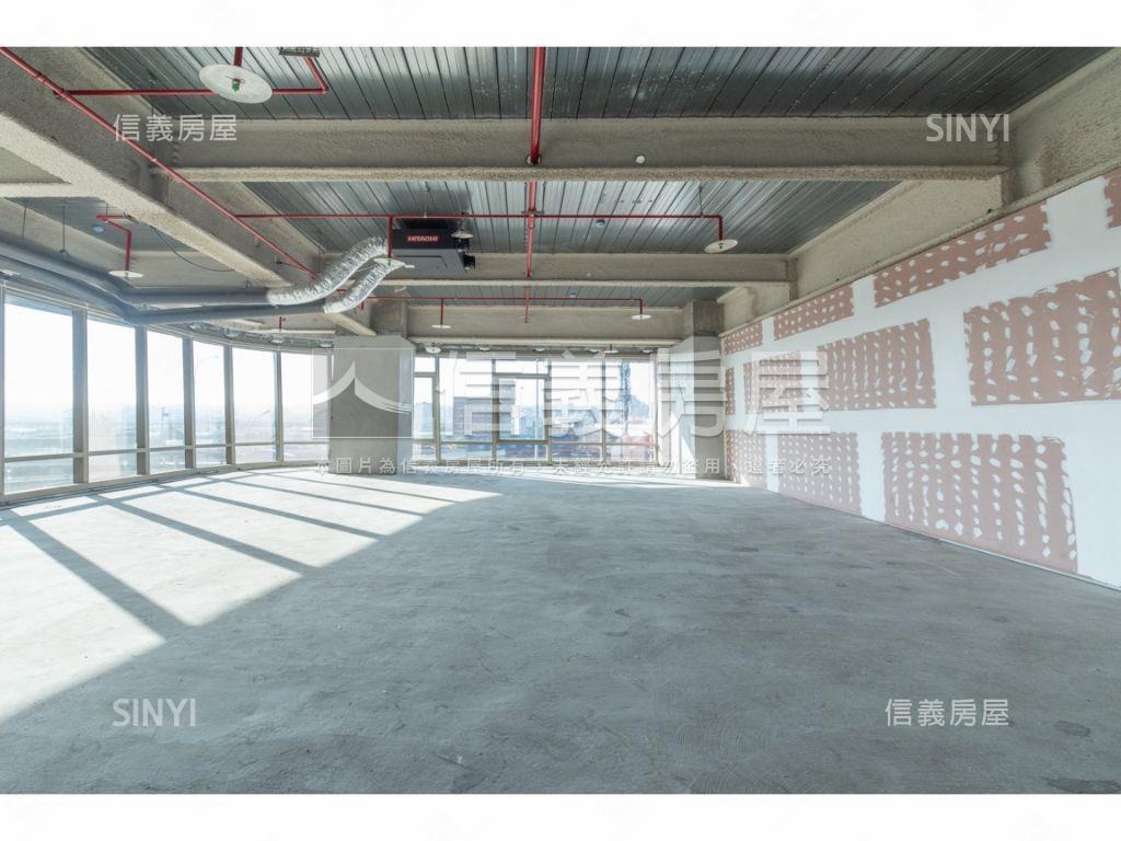 ＴＯＰ１商辦看樹梢房屋室內格局與周邊環境
