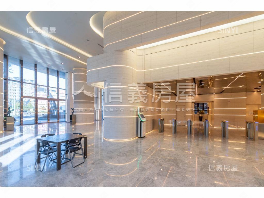 ＴＯＰ１商辦看樹梢房屋室內格局與周邊環境