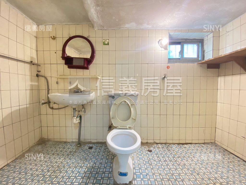傳家寶◆三面採光角間透天房屋室內格局與周邊環境