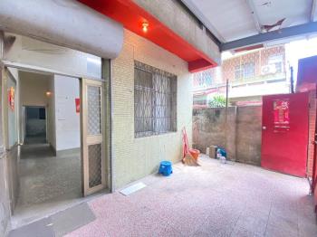 鄰康橋◆角間三面採光透天