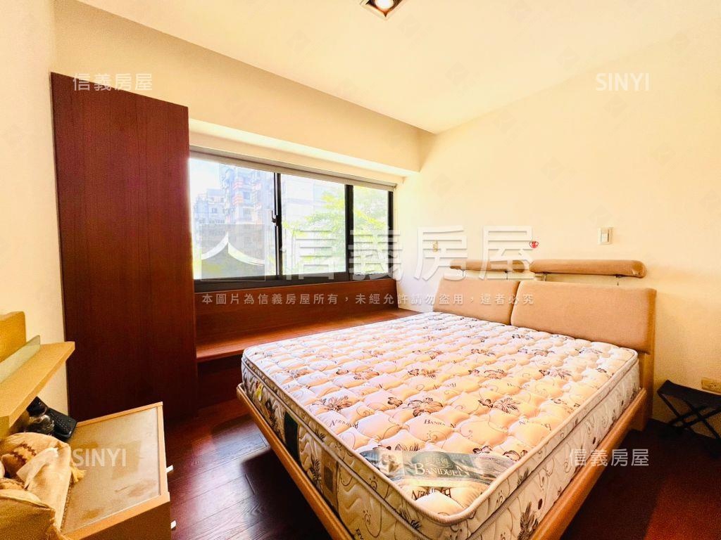 文山敦品２房１室坡平車位房屋室內格局與周邊環境