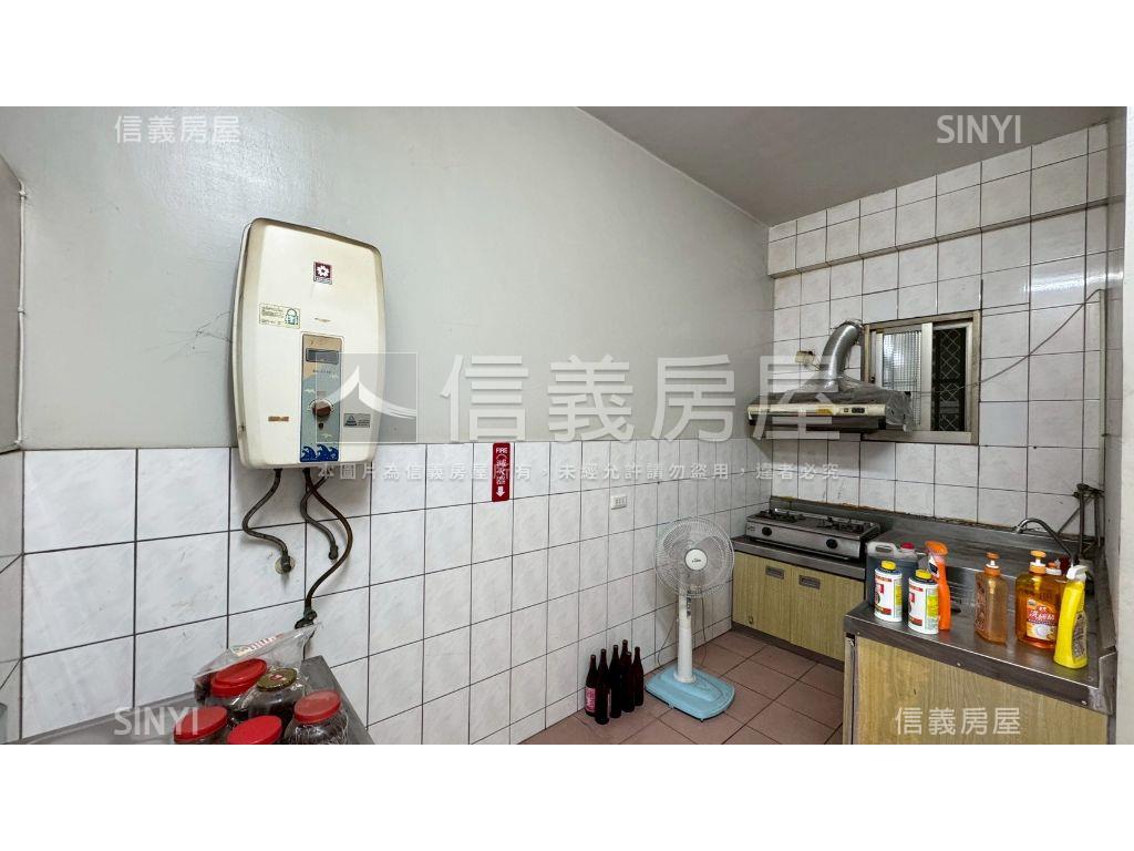 近草湖國小醒目大面寬角店房屋室內格局與周邊環境