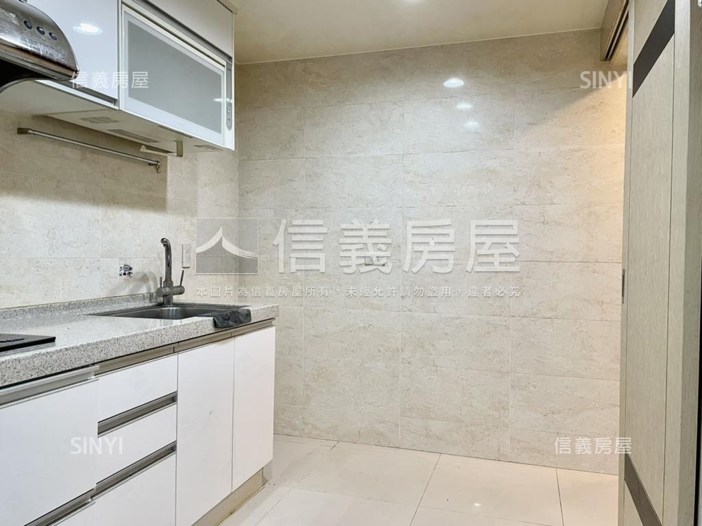 新店區公所精美２樓房屋室內格局與周邊環境