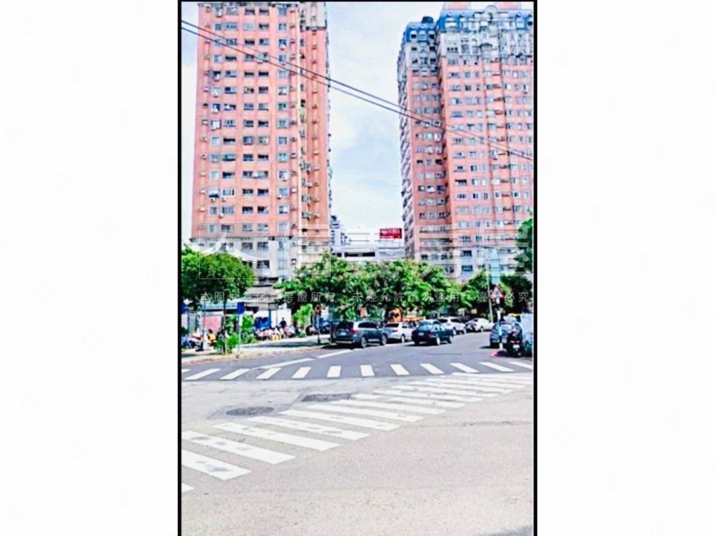 小資成家露臺精緻園道宅房屋室內格局與周邊環境