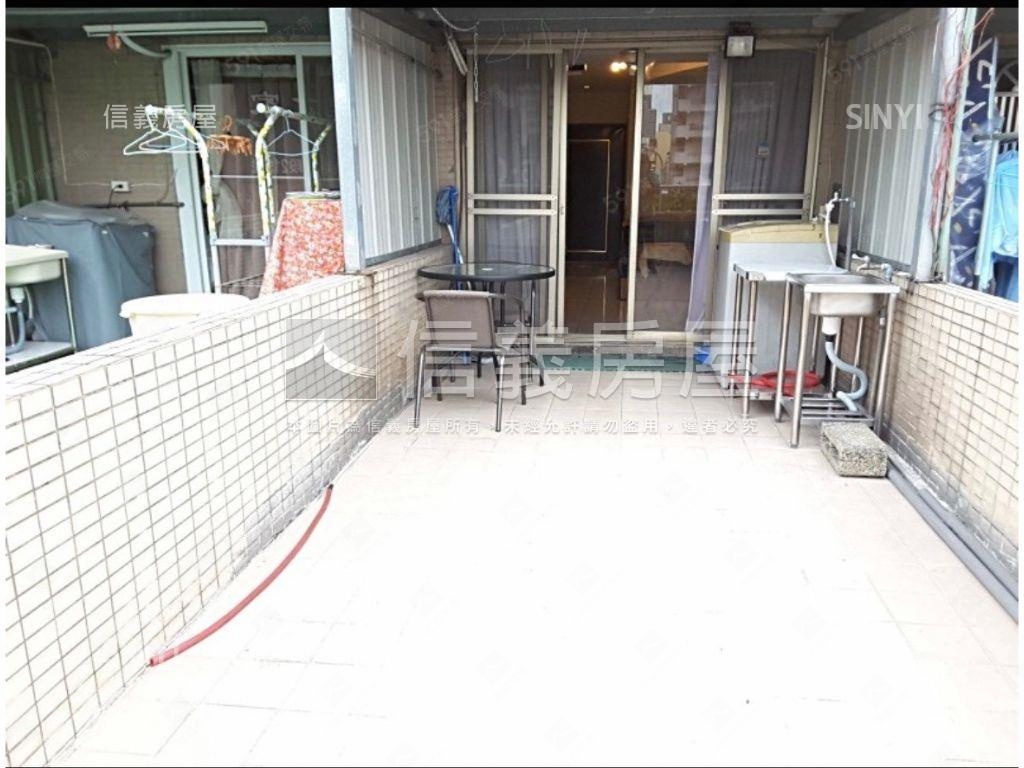 小資成家露臺精緻園道宅房屋室內格局與周邊環境