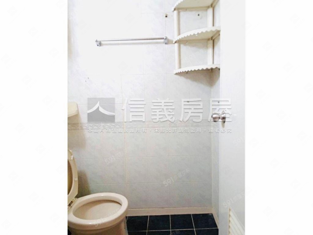 小資成家露臺精緻園道宅房屋室內格局與周邊環境