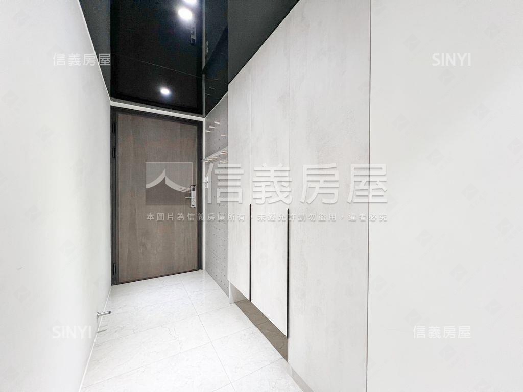 ↓大降價↓西屯㊣新屋三房房屋室內格局與周邊環境