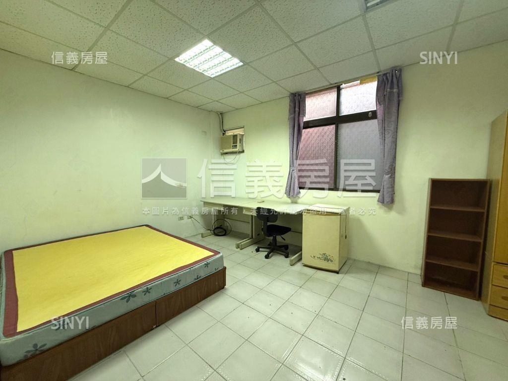 近平實重劃區收租透天房屋室內格局與周邊環境