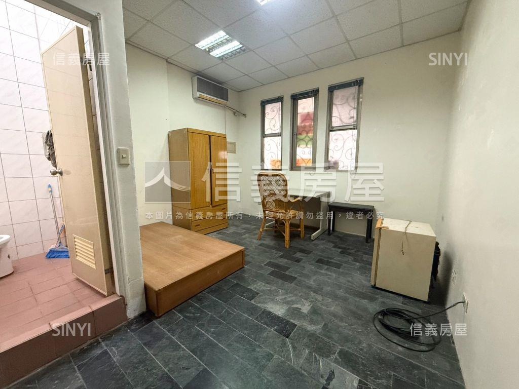 近平實重劃區收租透天房屋室內格局與周邊環境