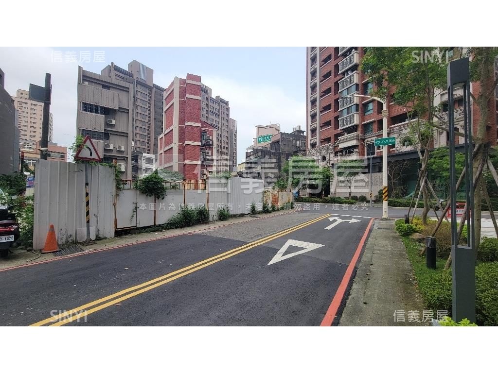 中路重劃區大面寬土地房屋室內格局與周邊環境