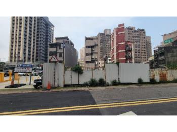 中路重劃區大面寬土地