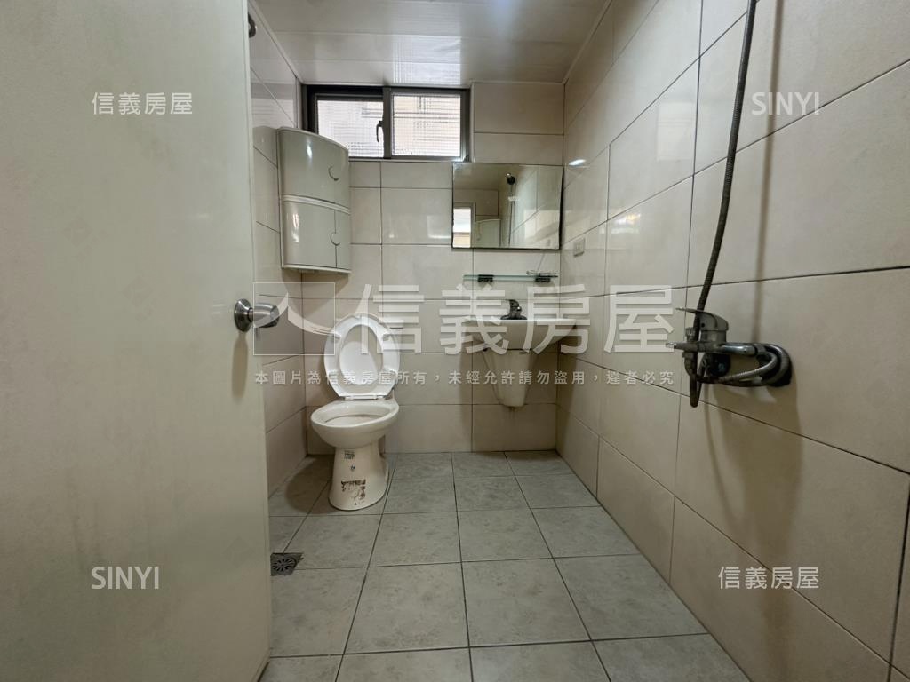 三民諾貝爾美３房房屋室內格局與周邊環境