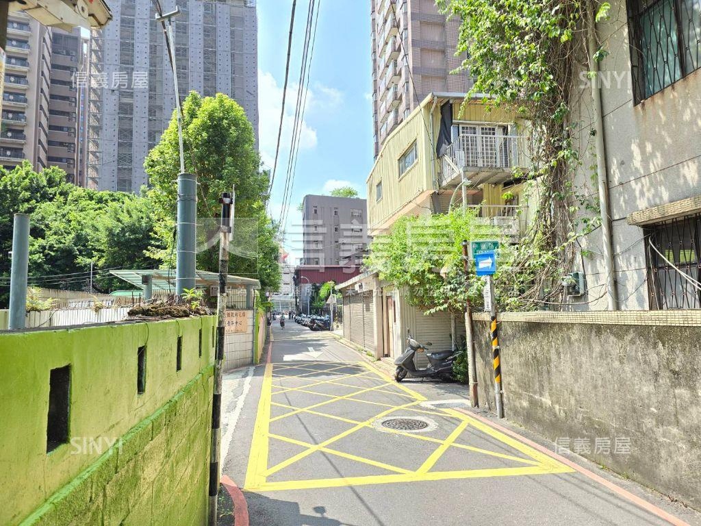 【推薦】捷運公園優質透天房屋室內格局與周邊環境