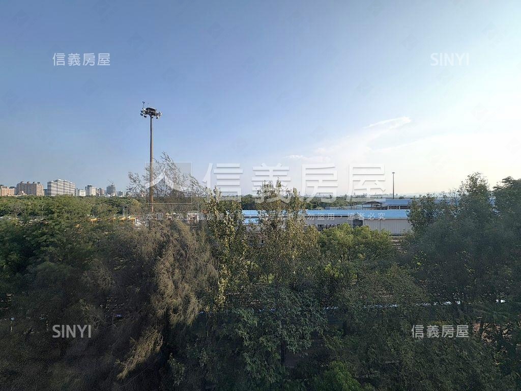 雲崗．捷運森活．景觀美宅房屋室內格局與周邊環境