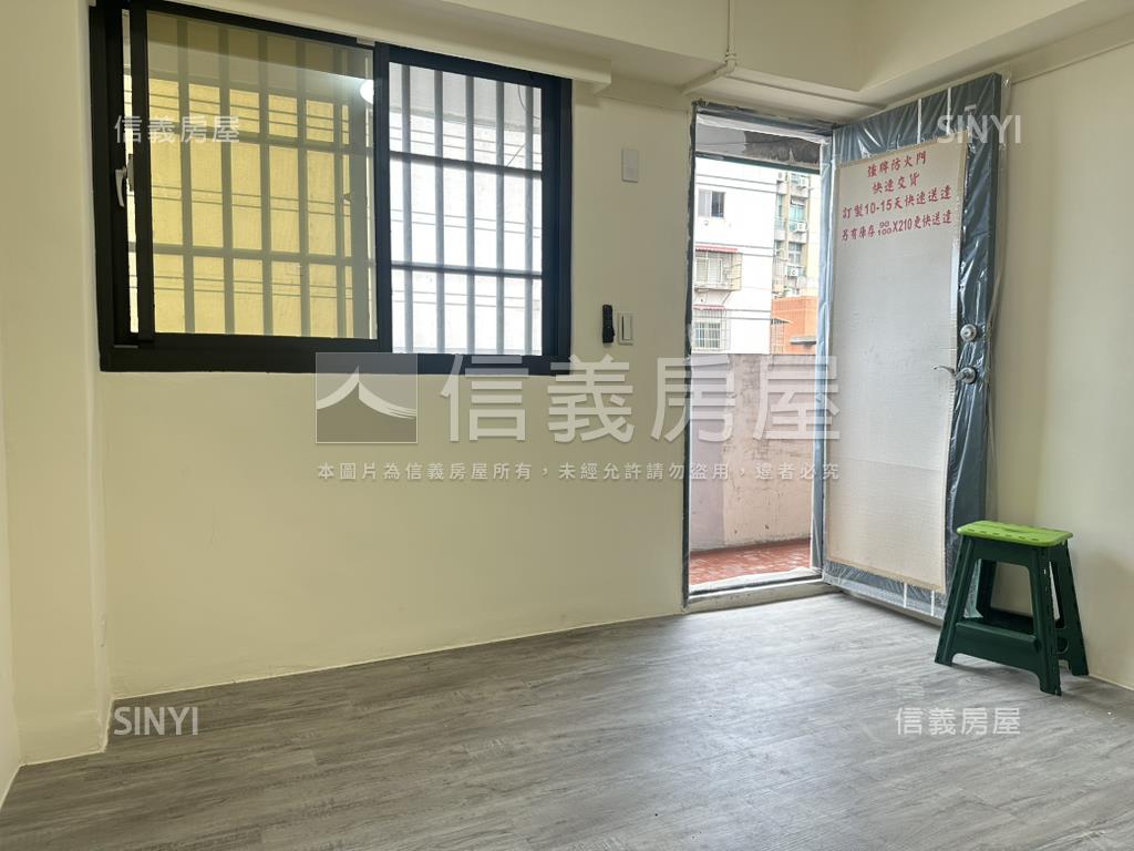 西門町巴黎大廈套房房屋室內格局與周邊環境
