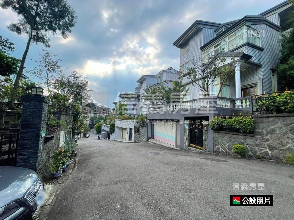 金石山莊獨棟別墅有車位房屋室內格局與周邊環境
