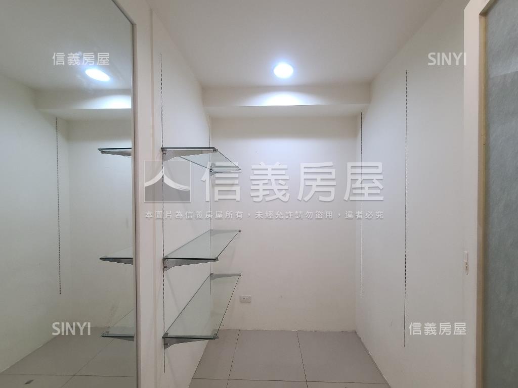 藝文樹景上城美屋＋車位房屋室內格局與周邊環境