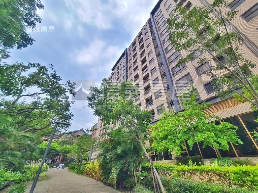 藝文樹景上城美屋＋車位房屋室內格局與周邊環境