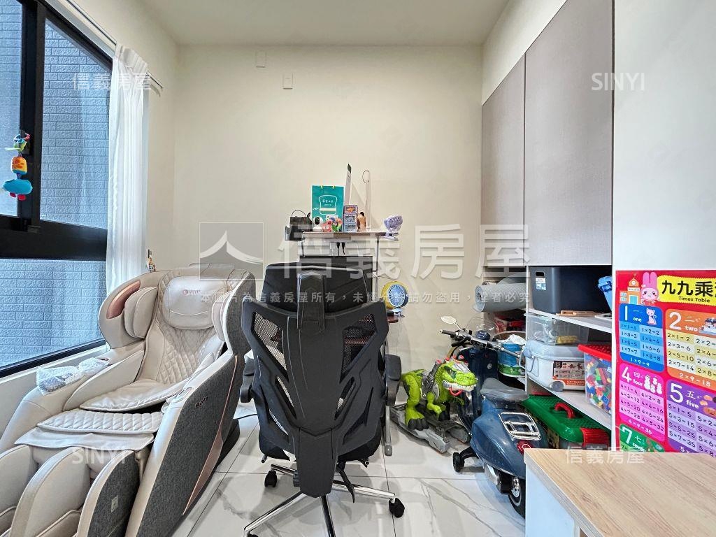 專任【嘉磐樸樹】四房平車房屋室內格局與周邊環境