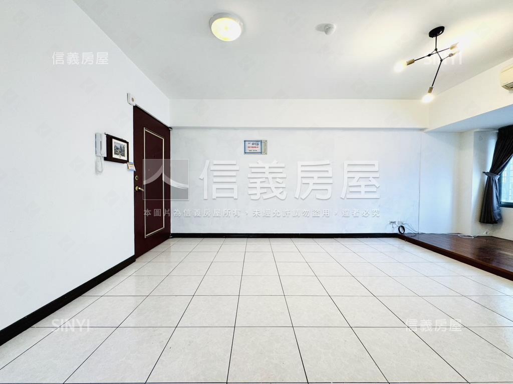 公園旁低總價電梯兩房房屋室內格局與周邊環境