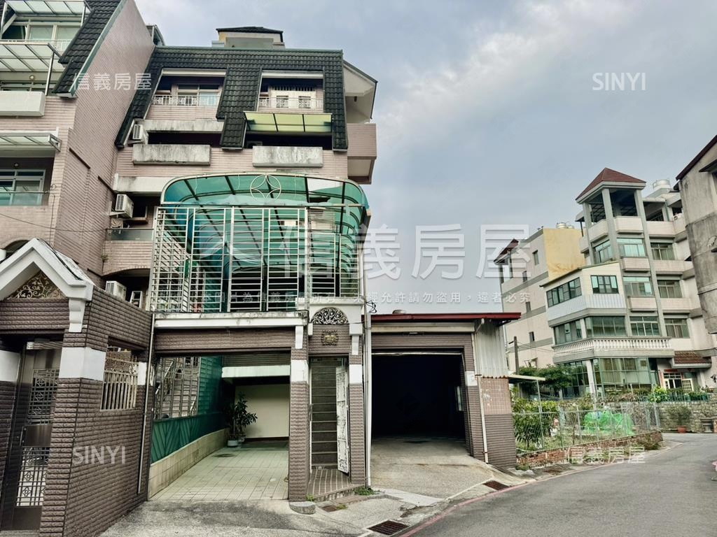 誠心邊間車位潛力美別墅房屋室內格局與周邊環境