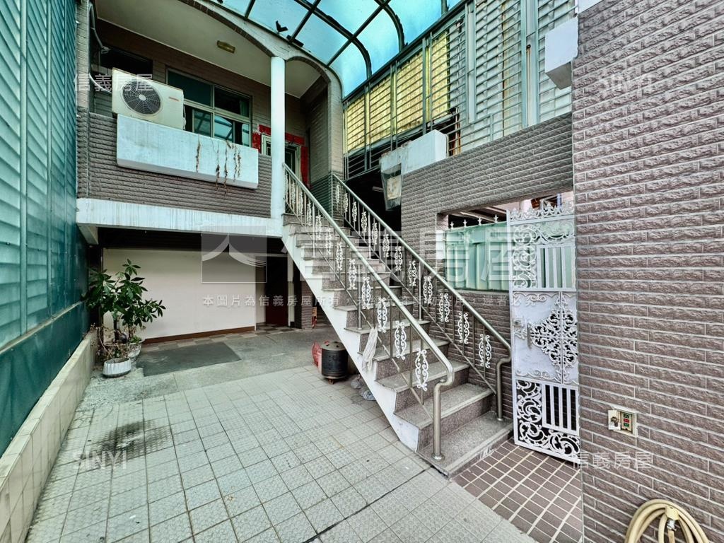 誠心邊間車位潛力美別墅房屋室內格局與周邊環境