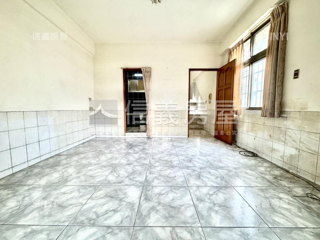 誠心邊間車位潛力美別墅房屋室內格局與周邊環境