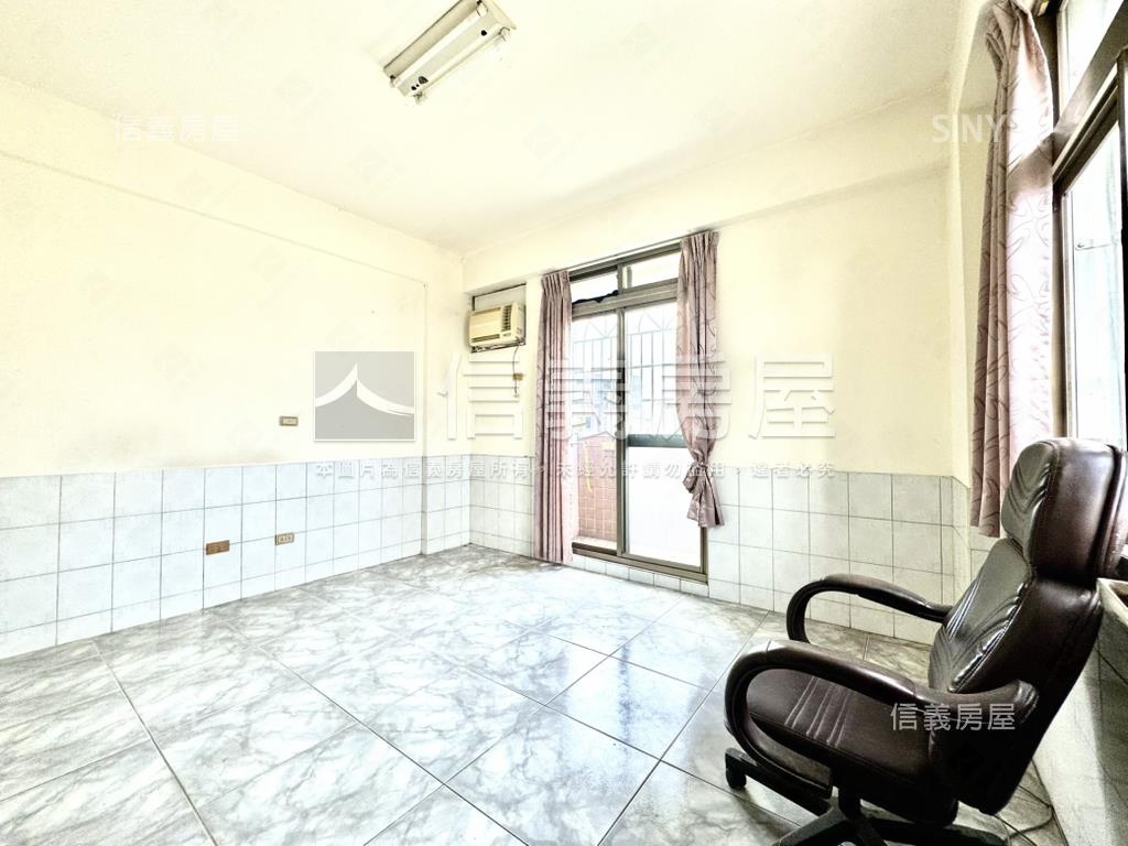 誠心邊間車位潛力美別墅房屋室內格局與周邊環境