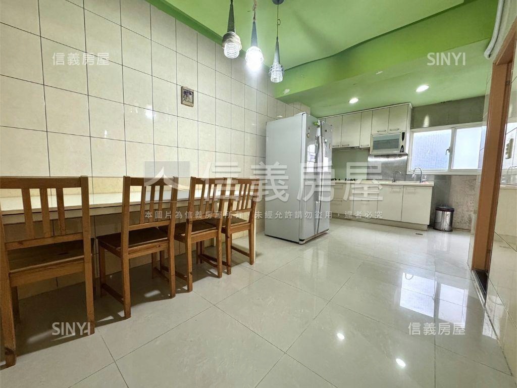 ★稀有、近江翠捷運站美寓房屋室內格局與周邊環境