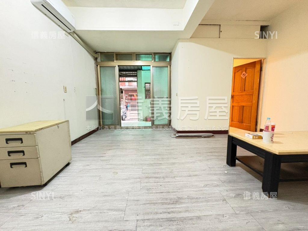 ✯低總價公寓１樓免爬高房屋室內格局與周邊環境