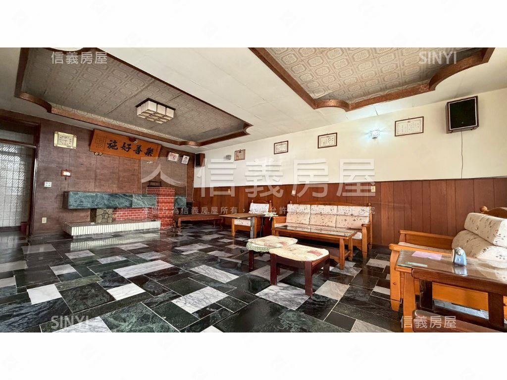 專任北區住二大面寬金角地房屋室內格局與周邊環境