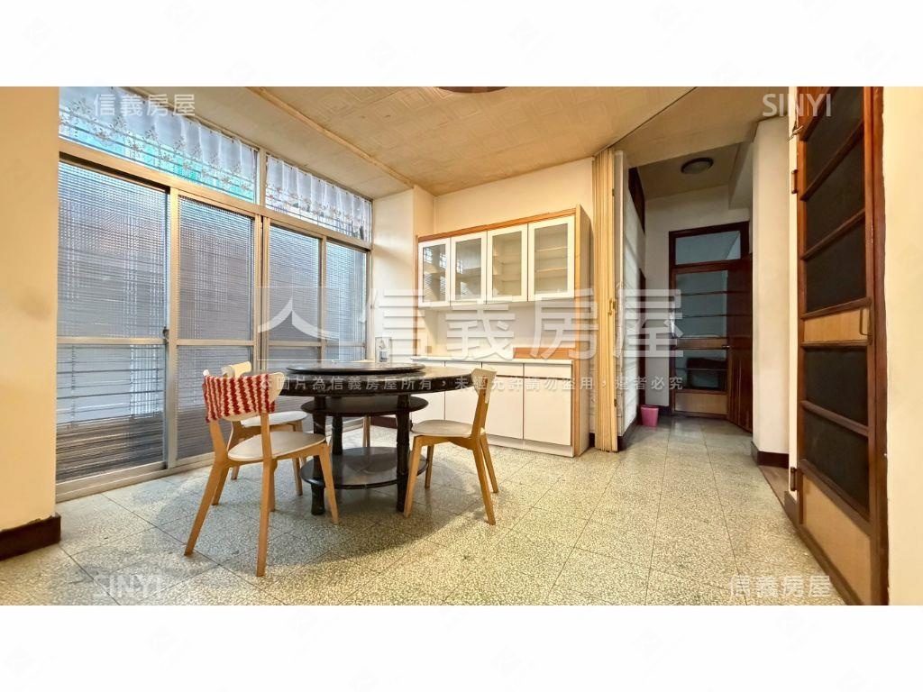 專任北區住二大面寬金角地房屋室內格局與周邊環境