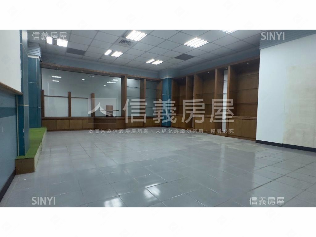 極品✪熱河文心路燙金商場房屋室內格局與周邊環境