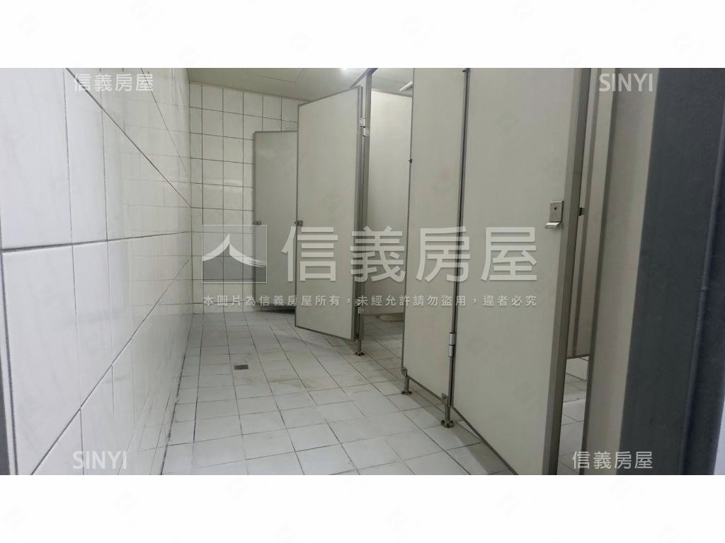 極品✪熱河文心路燙金商場房屋室內格局與周邊環境