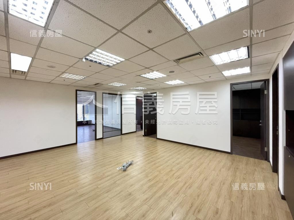 帝王豪景百坪鋼骨純辦房屋室內格局與周邊環境
