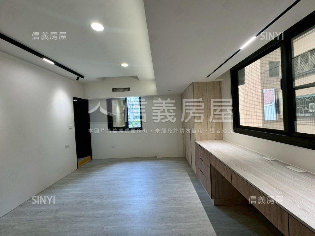 屋主惜售精修三房平車房屋室內格局與周邊環境