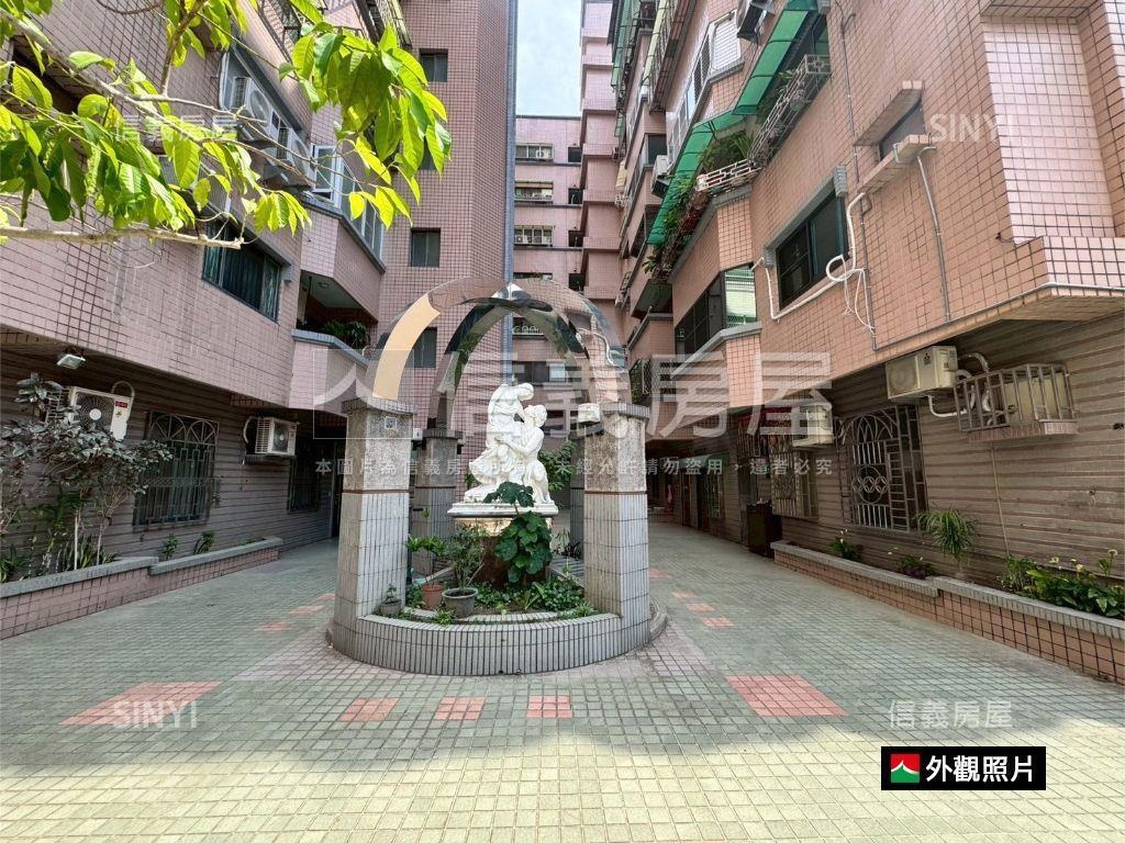 屋主惜售精修三房平車房屋室內格局與周邊環境