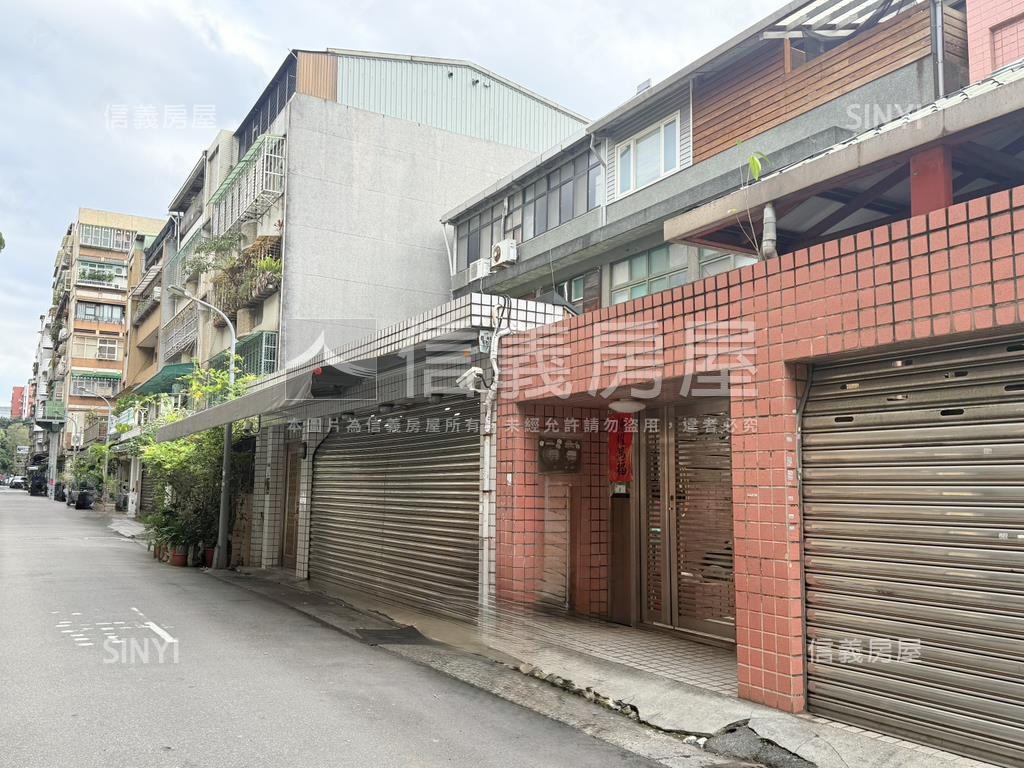 台北大學住三透天房屋室內格局與周邊環境