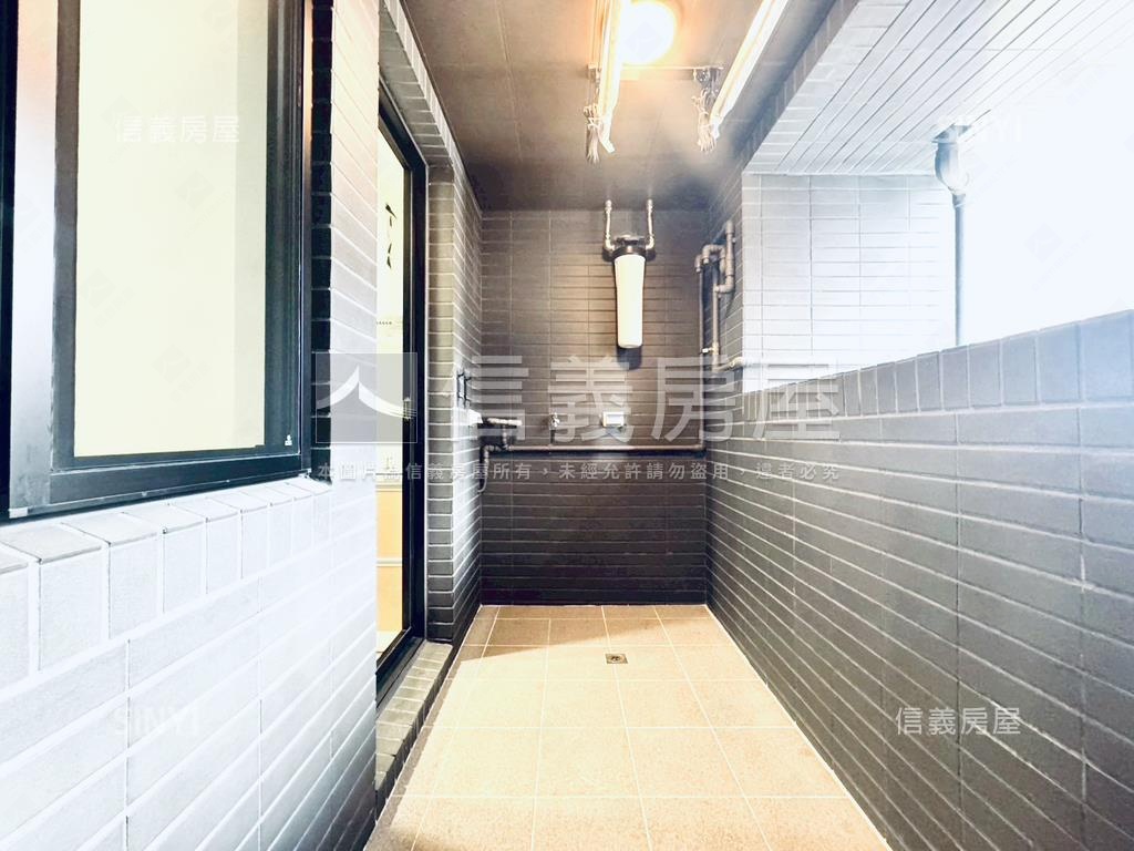 新潤青樺帝王樓層三房車位房屋室內格局與周邊環境