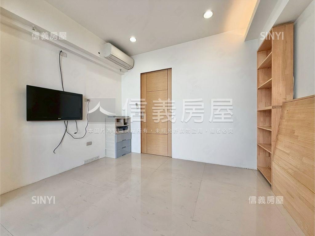 華爾街大空間視野戶平車房屋室內格局與周邊環境