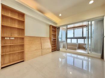 華爾街大空間視野戶平車